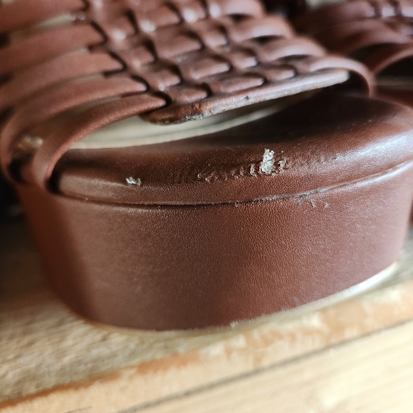 Woman’s Torrid wedge ~ 9W - Picture 8 of 8